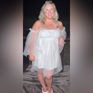 ROMWE Women's Off Shoulder, White, Ruffle Mesh Party Mini Dress. Size Large.